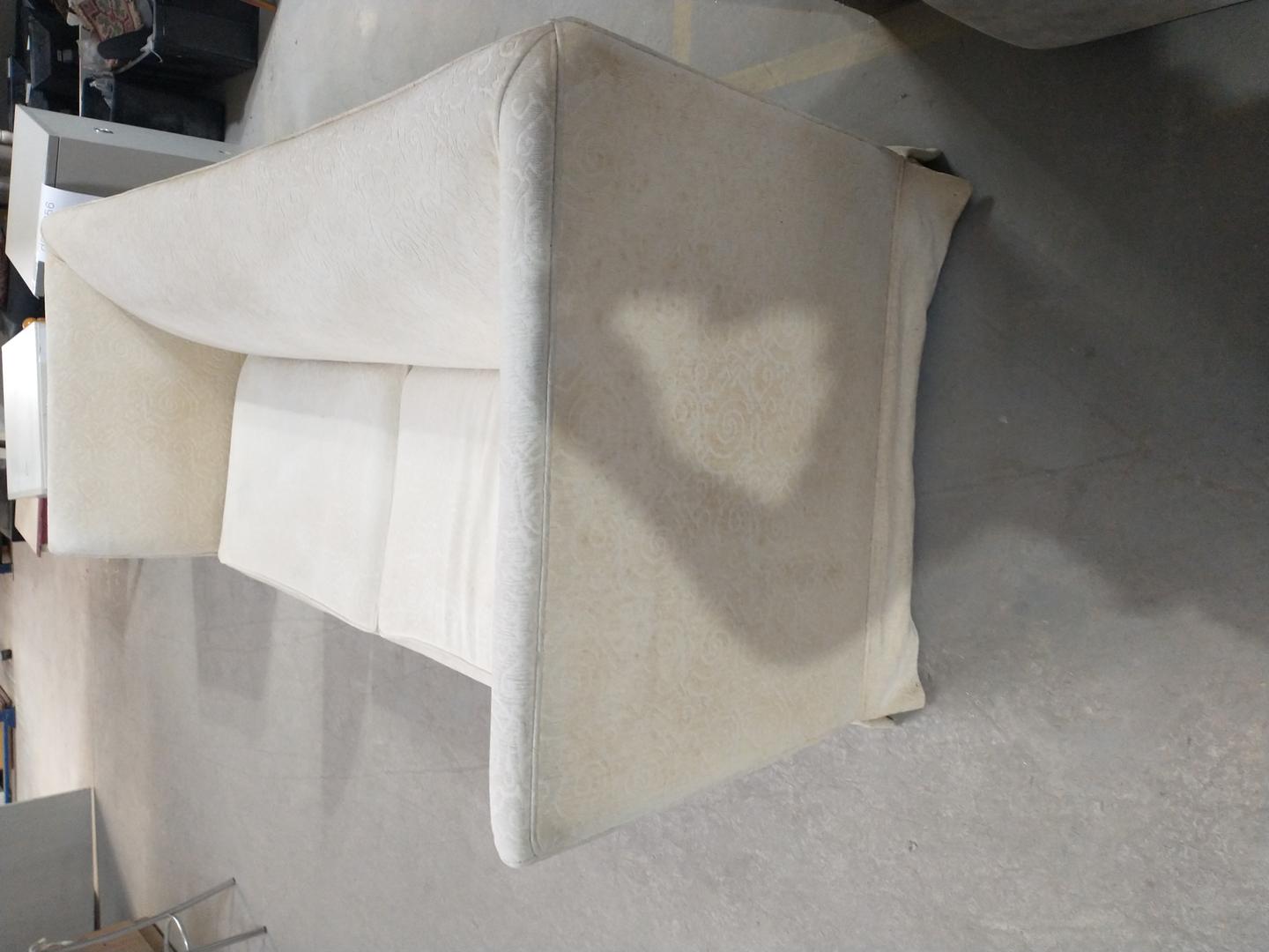 Sofa c/ 3 lugares em Estofado / Tecido Branco 82 cm x 210 cm x 85 cm