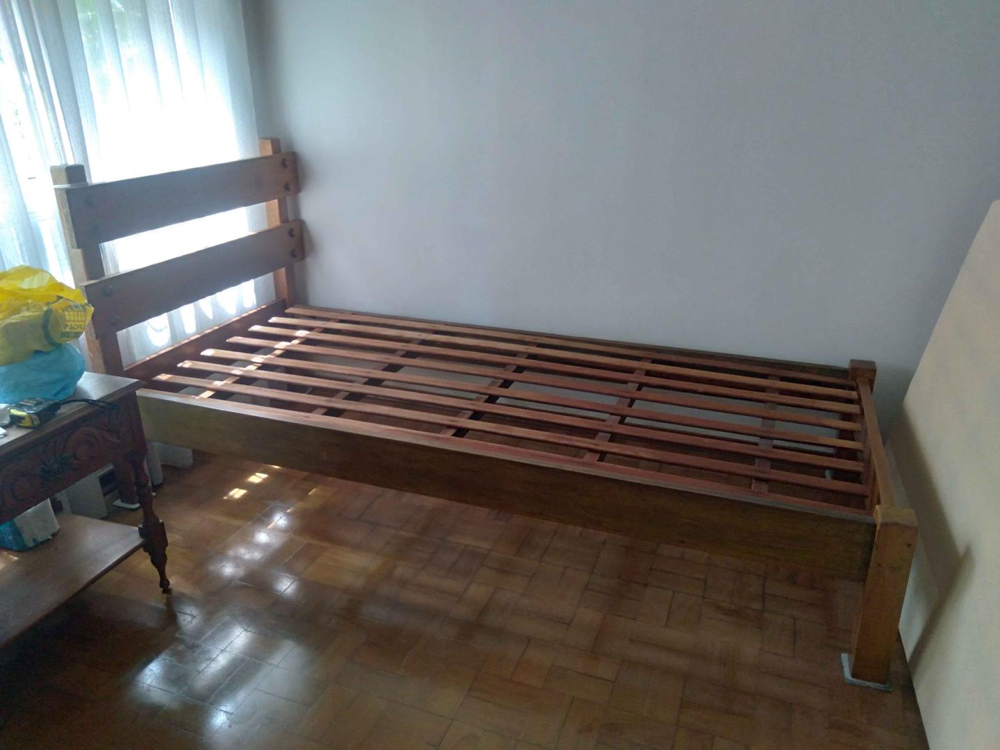 Cama solteira c/ cabeceira  em Madeira Marrom 96 cm x 95 cm x 203 cm