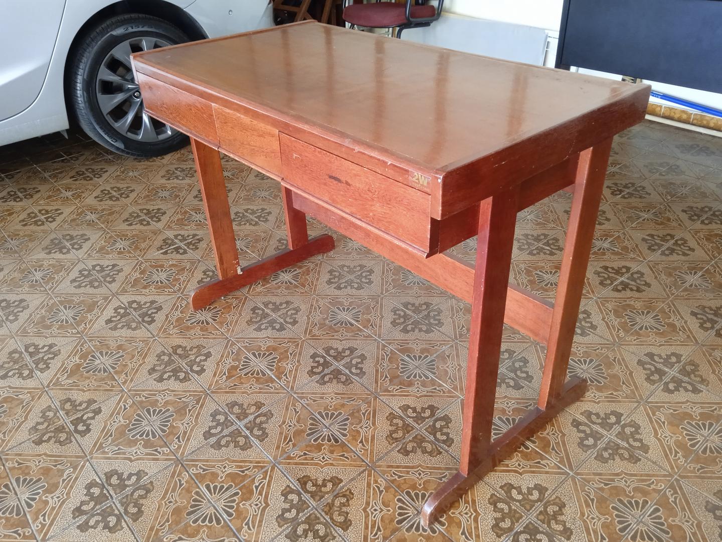 Mesa de Escritório c/ 2 Gavetas em Madeira Marrom 75 cm x 100 cm x 56 cm