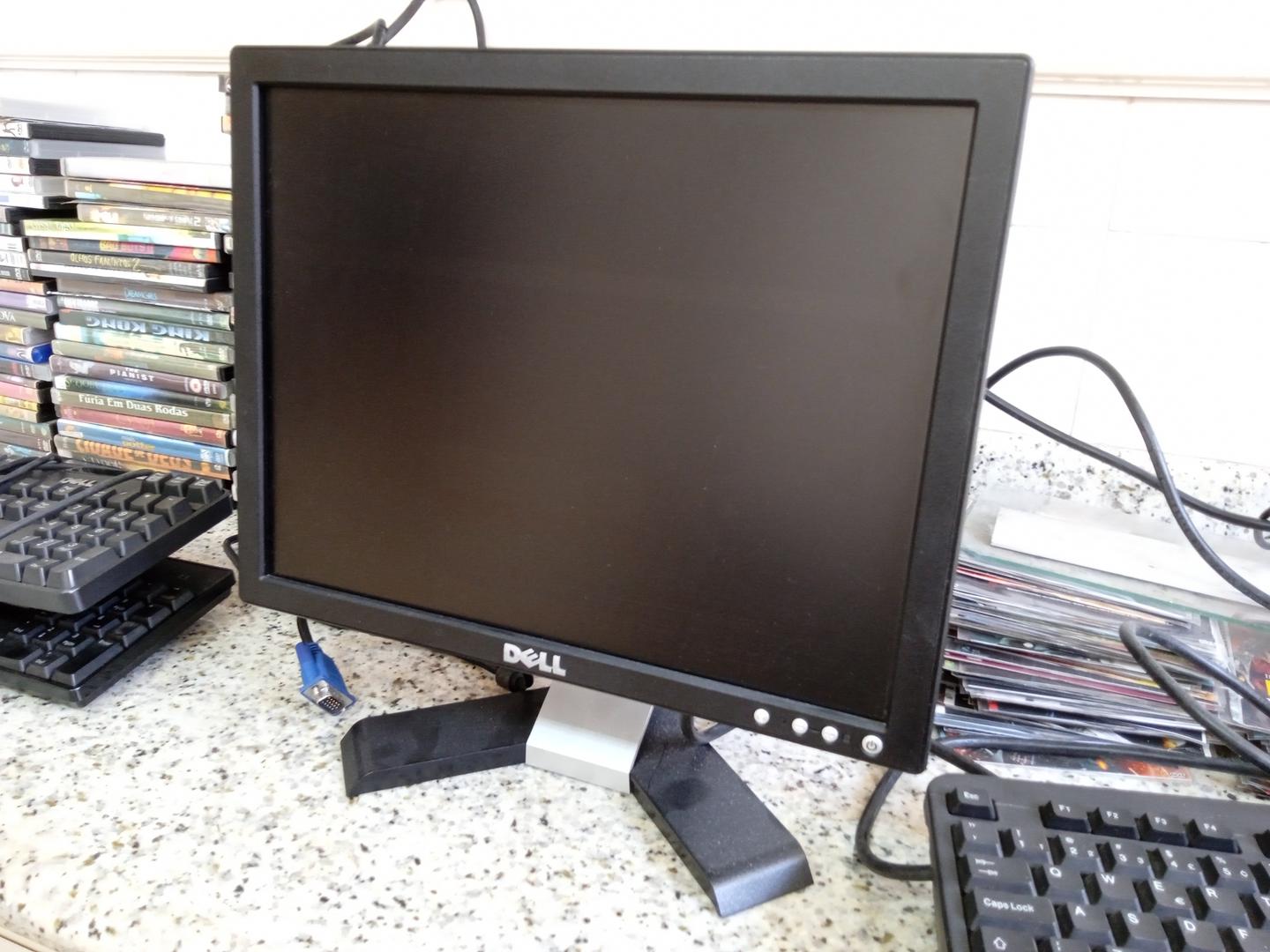 Monitor Dell 15 Polegadas LCD VGA