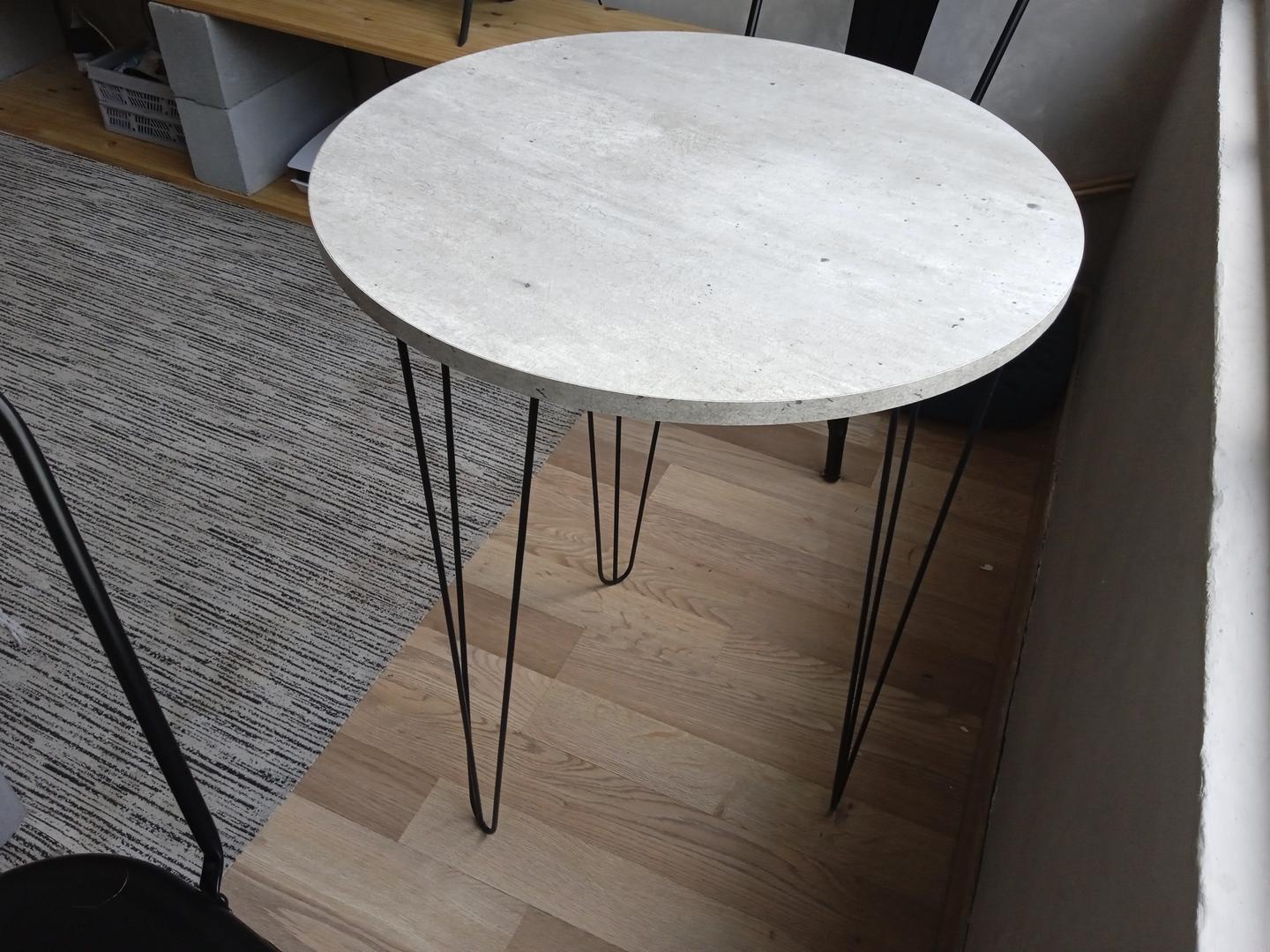 Mesa de apoio redonda em Aço / MDF Cinza 76 cm x 60 cm x 60 cm