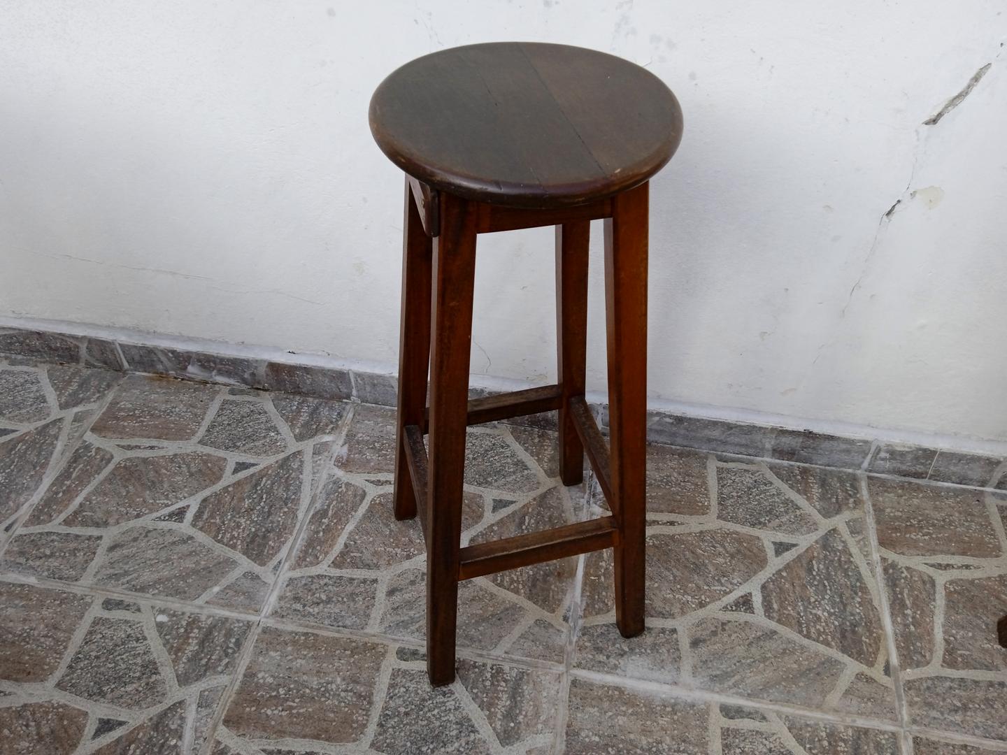 Banqueta fixa alta em Madeira Marrom 73 cm x 31 cm x 31 cm