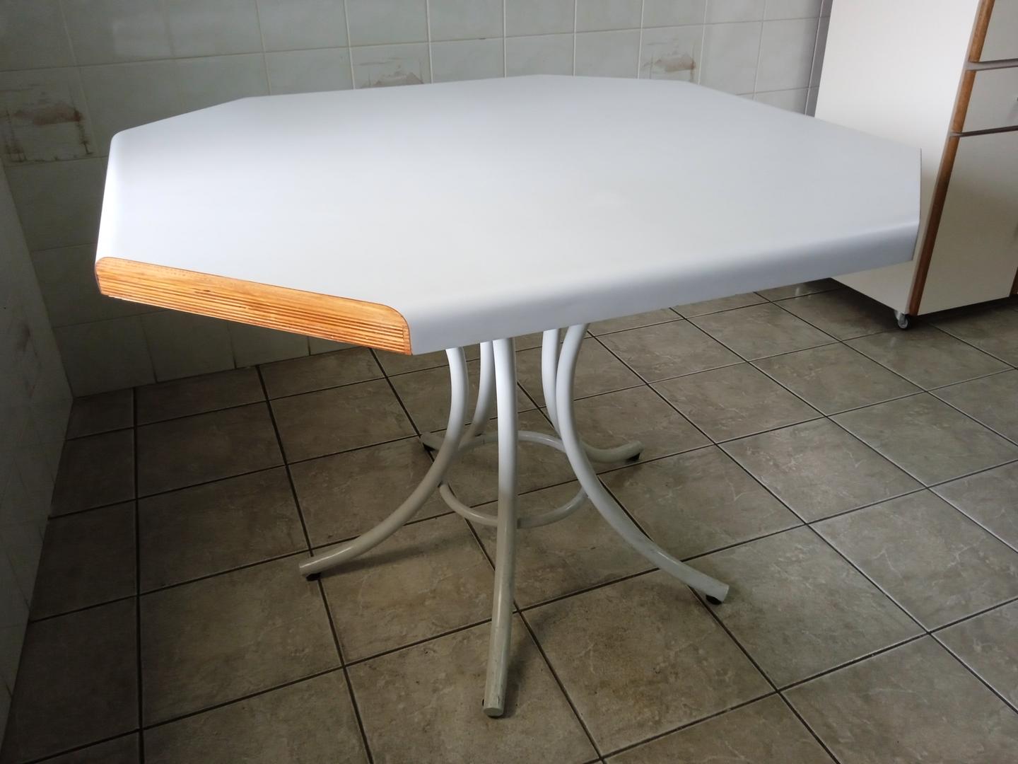 Mesa de jantar octogonal em MDF / Aço Branco 80 cm x 110 cm x 110 cm