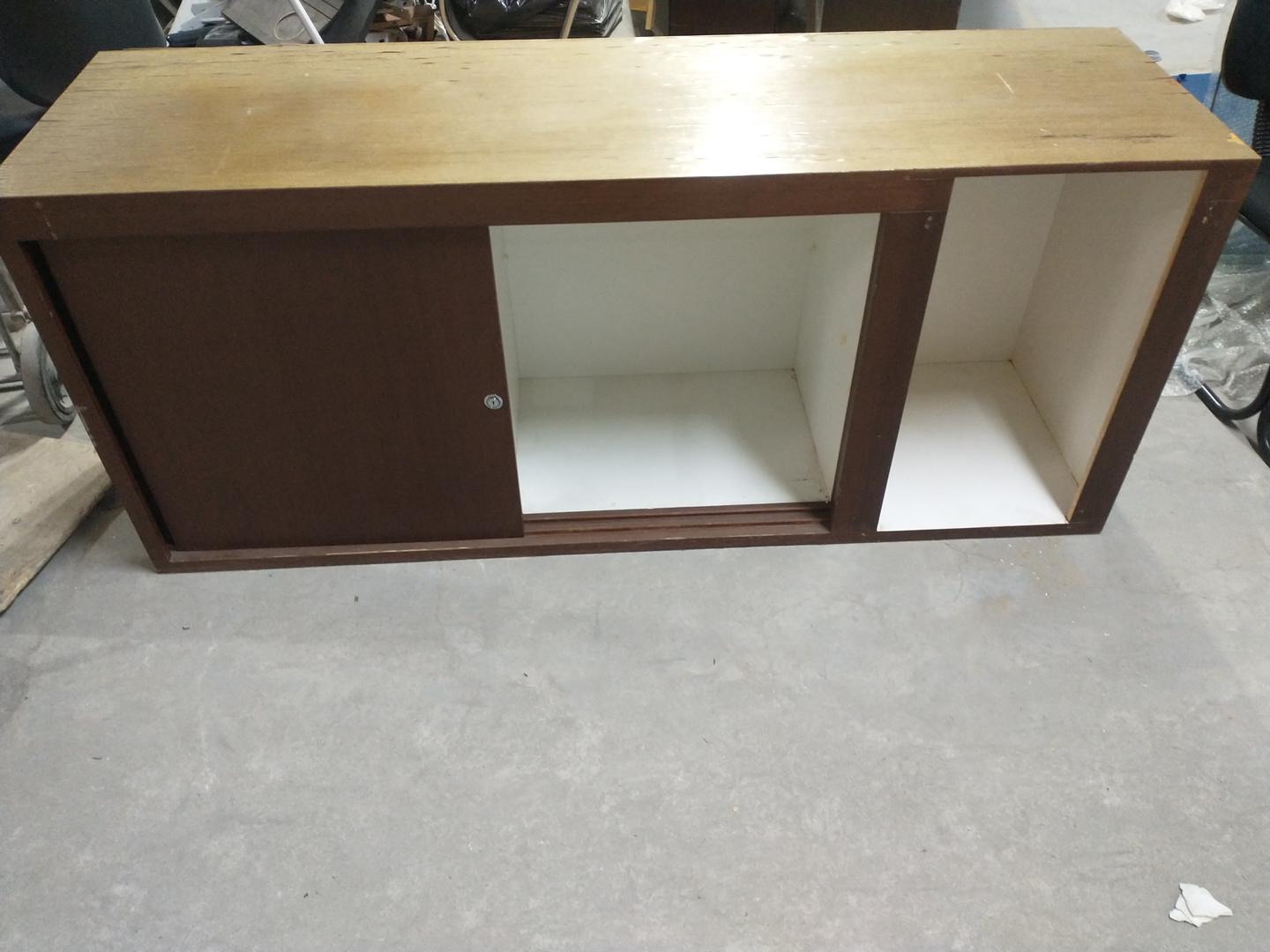 Buffet c/ 1 porta de correr em Madeira Marrom 76 cm x 175 cm x 51 cm