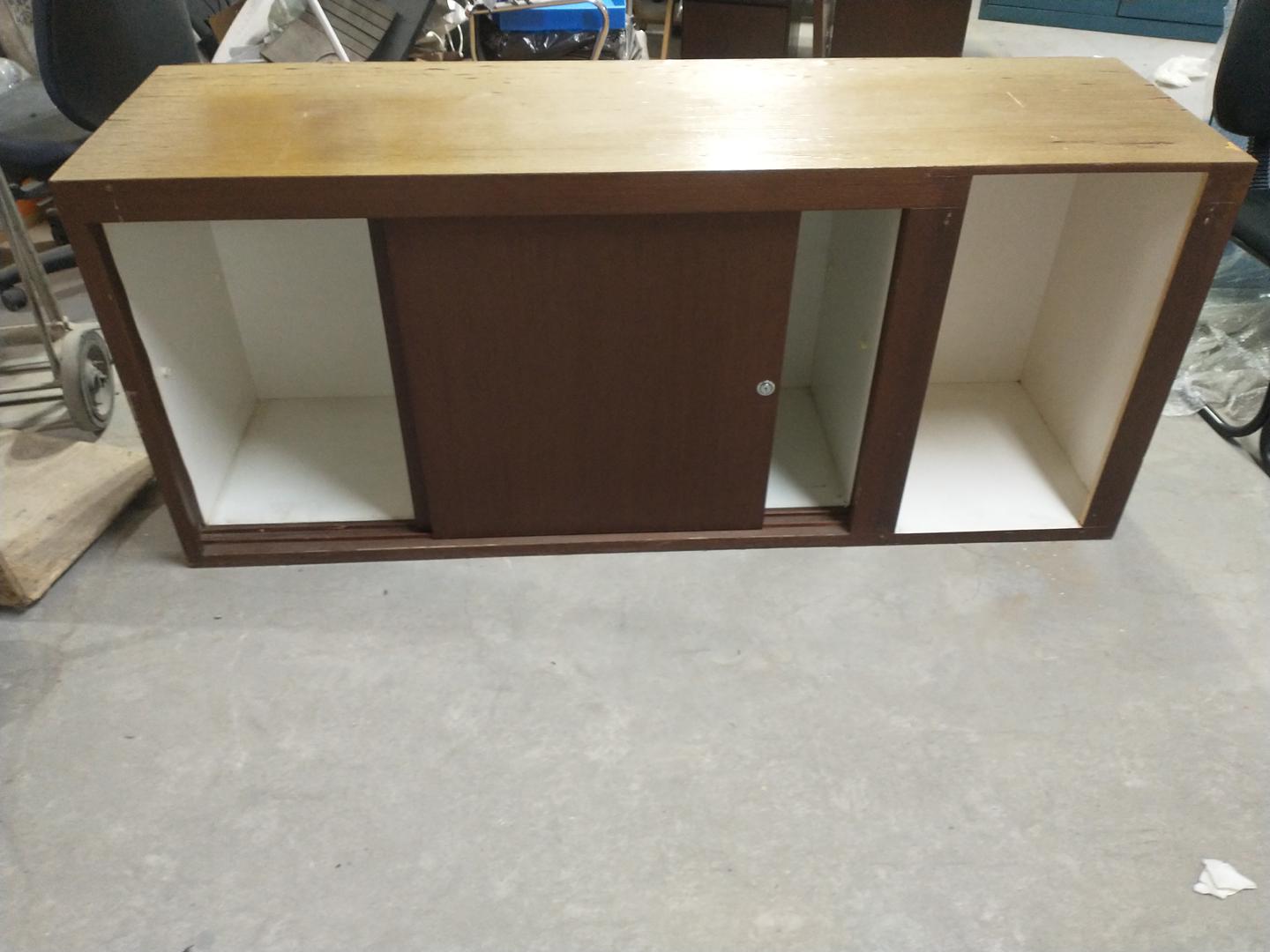 Buffet c/ 1 porta de correr em Madeira Marrom 76 cm x 175 cm x 51 cm