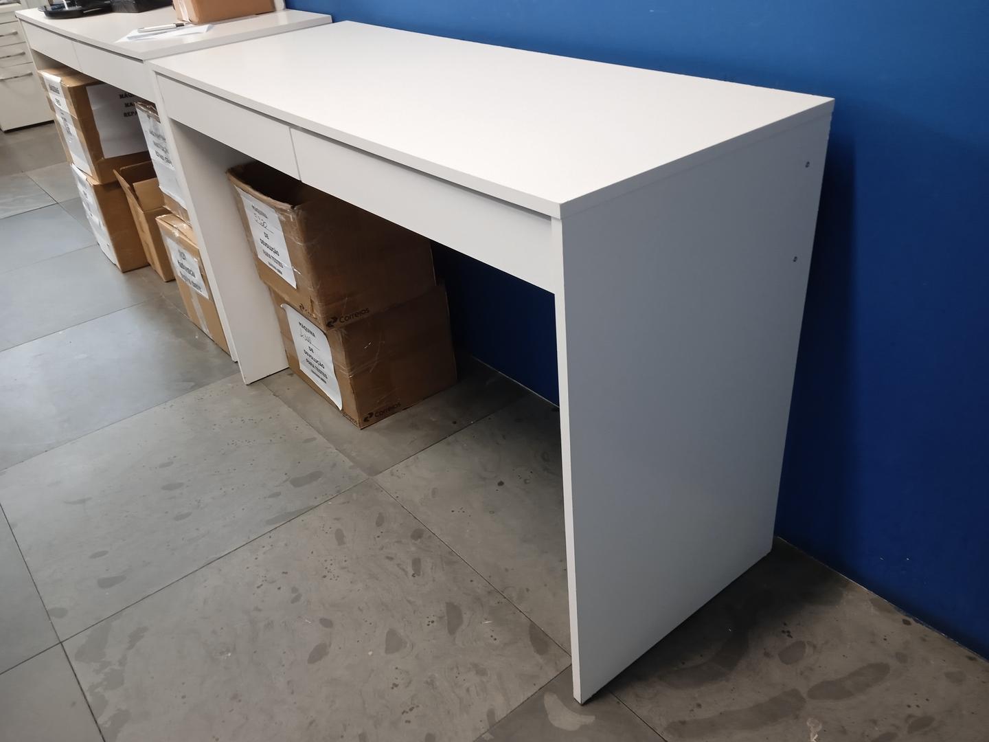 Mesa de Escritório c/ 2 gavetas em MDF Branco 76 cm x 120 cm x 45 cm