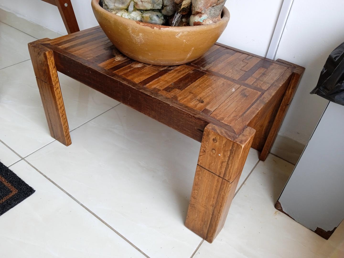 Mesa de apoio em Madeira Marrom 33 cm x 64 cm x 44 cm