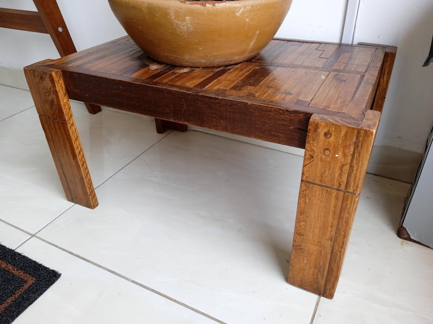 Mesa de apoio em Madeira Marrom 33 cm x 64 cm x 44 cm