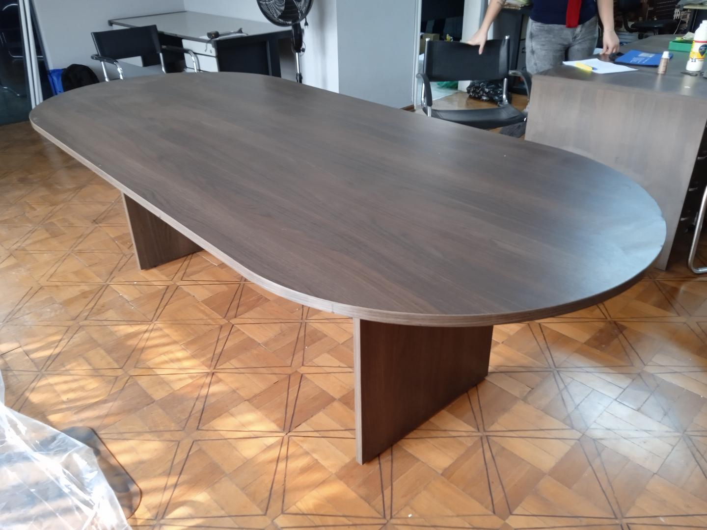 Mesa de reunião em MDF Marrom 74 cm x 250 cm x 110 cm