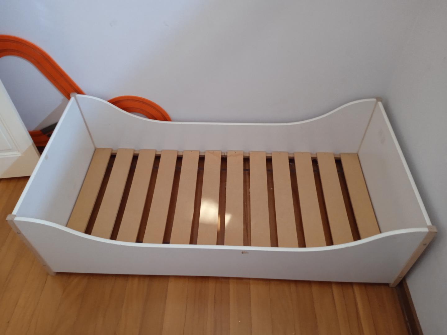 Cama Infantil em MDF Branca 49 cm x 85 cm x 170 cm