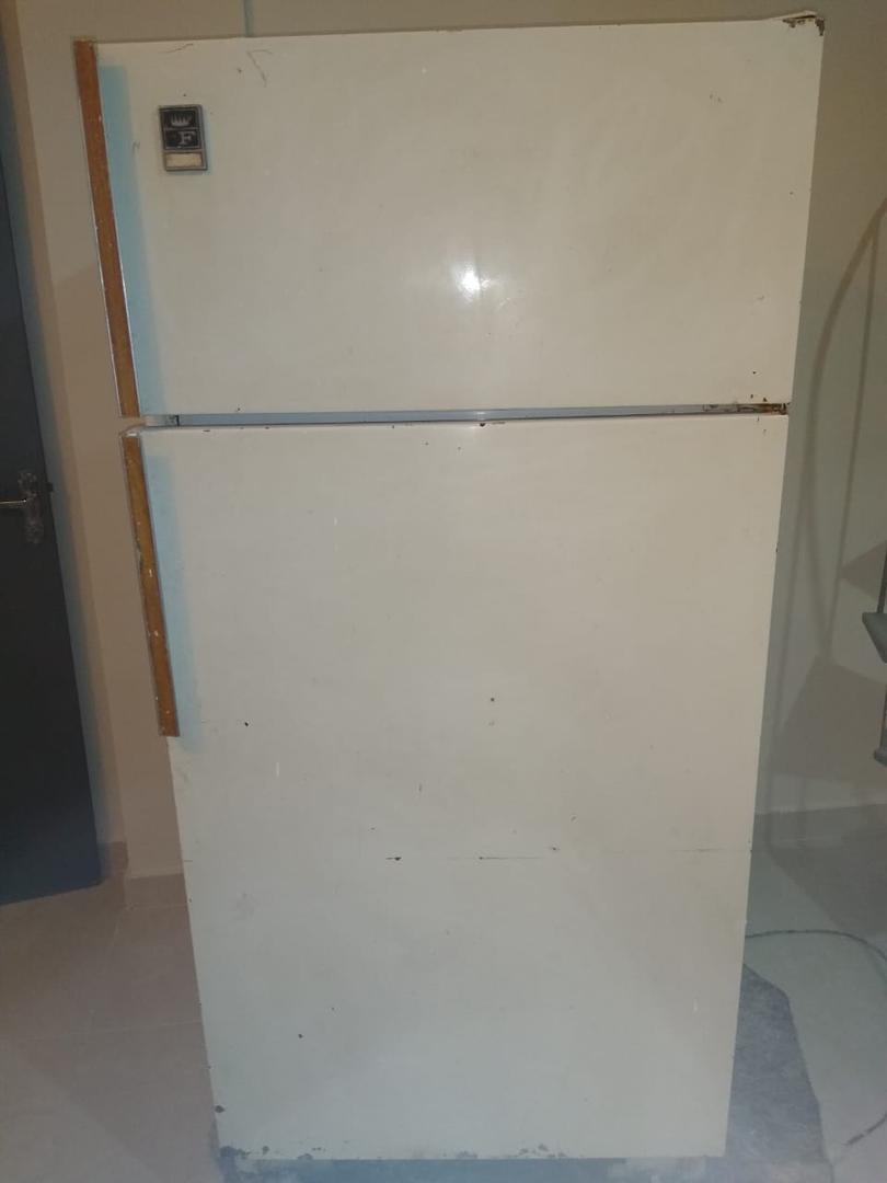 Geladeira em Aço Branco 168 cm x 76 cm x 73 cm