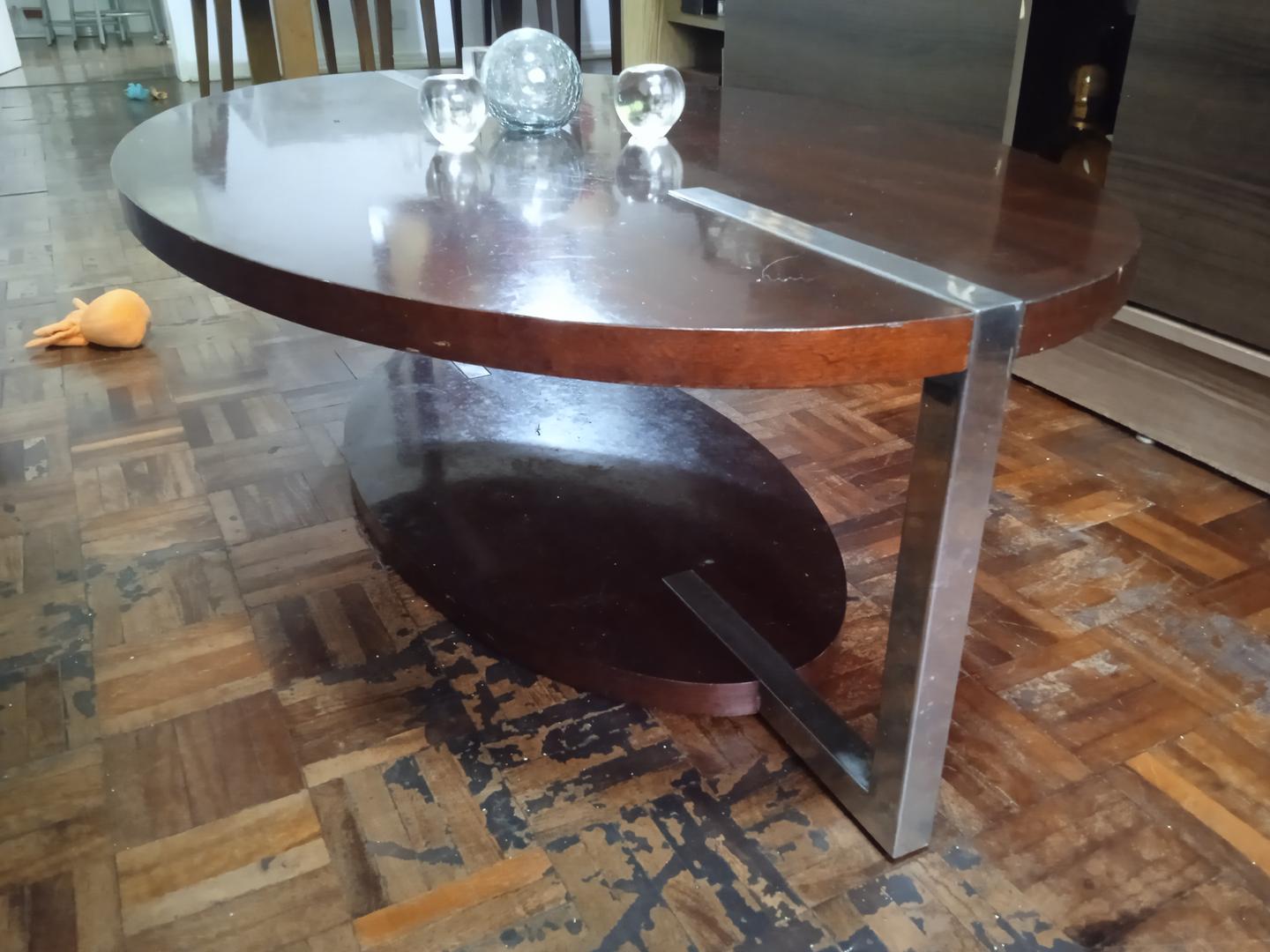 Mesa de centro Oval em Madeira Marrom 33 cm x 110 cm x 75 cm