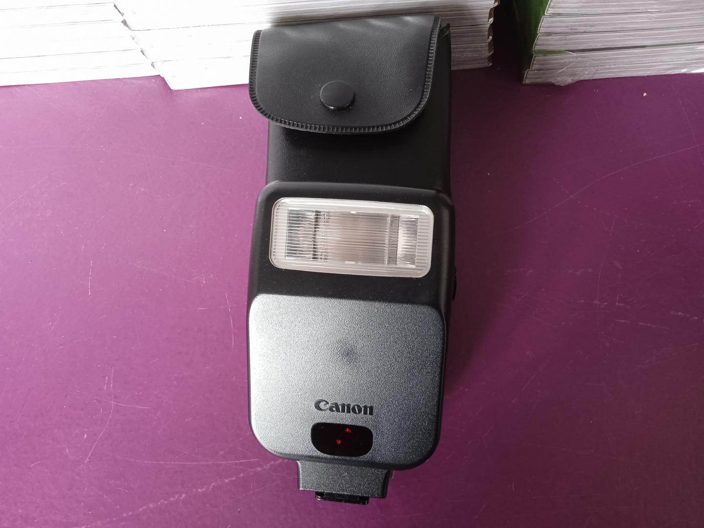 Flash Canon Speedlite 200E Preto