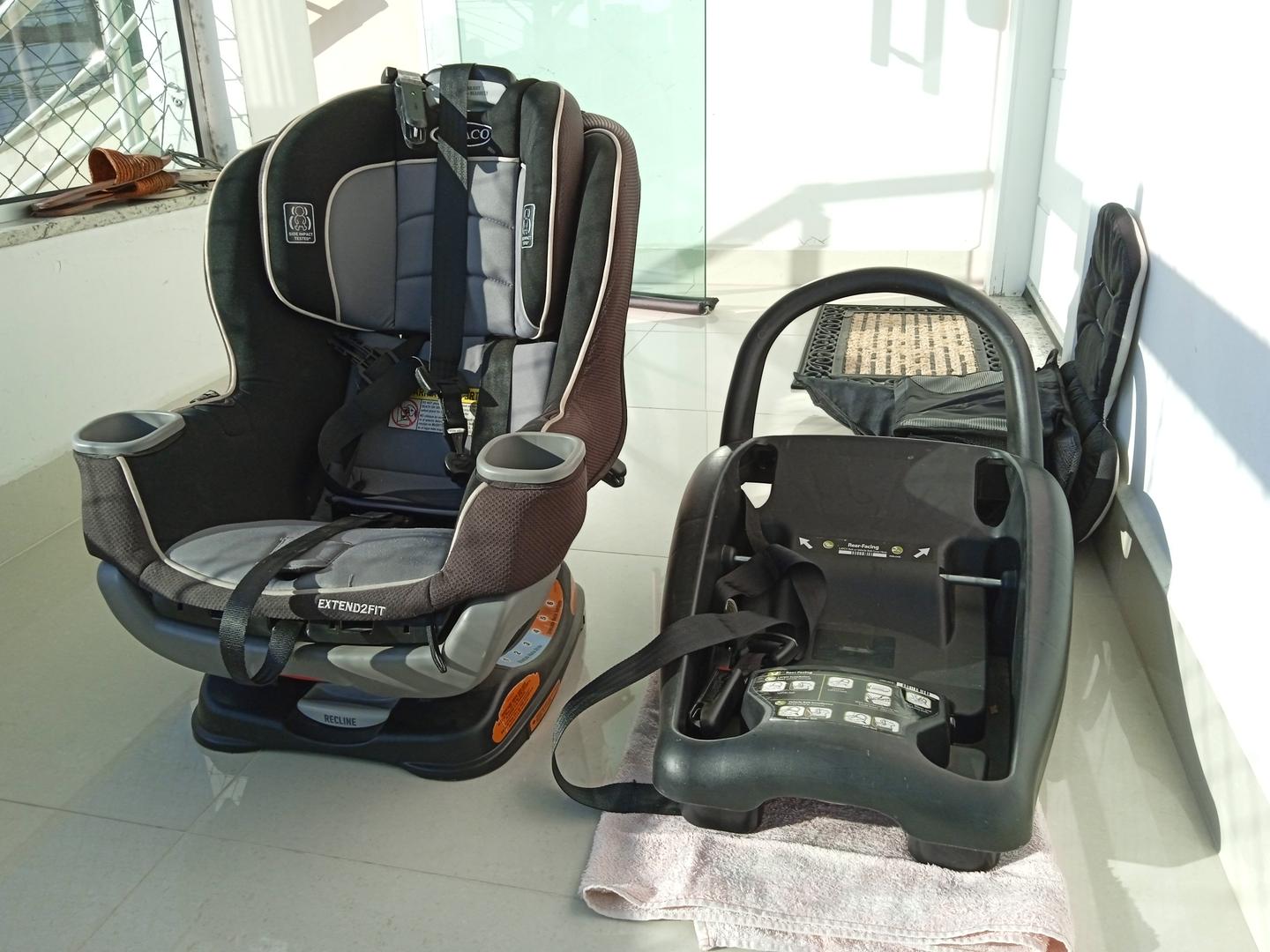 Bebê conforto Graco em Plástico Preto 62 cm x 51 cm x 54 cm