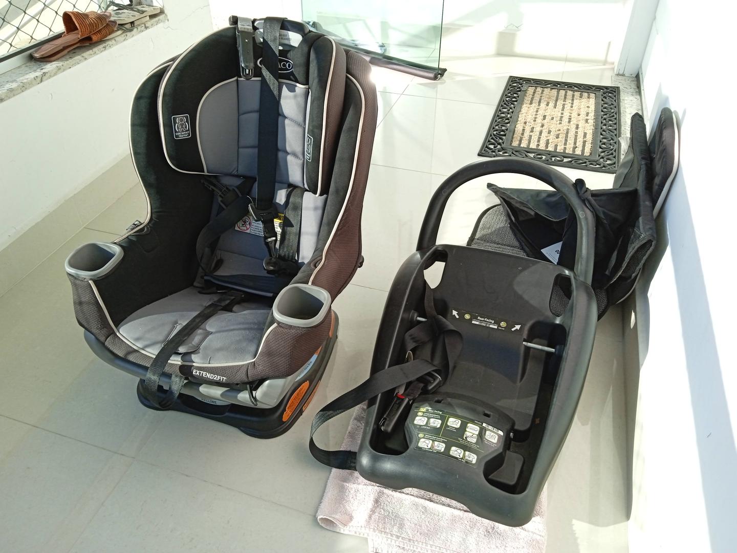 Bebê conforto Graco em Plástico Preto 62 cm x 51 cm x 54 cm