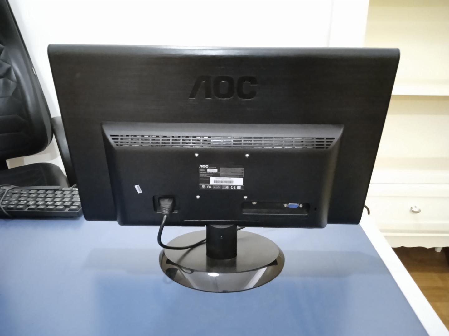 Monitor LED AOC 20 Polegadas Widescreen E2050SN