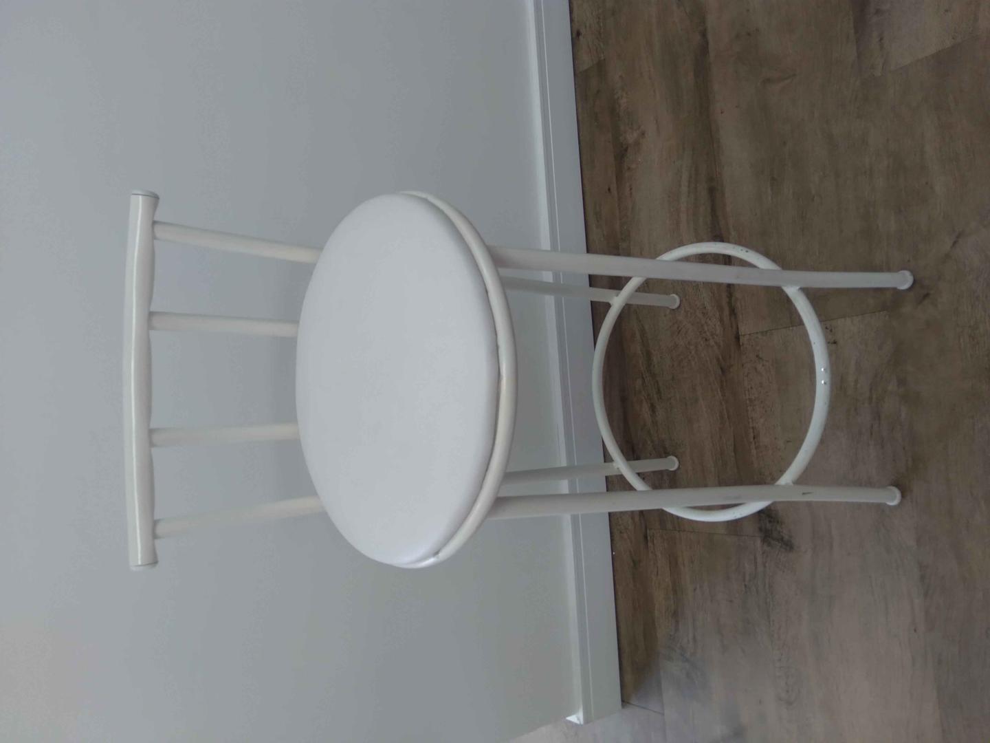 Banqueta Alta estofada fixa s/ braços em Aço / Estofado Branco 88 cm x 36 cm x 36 cm