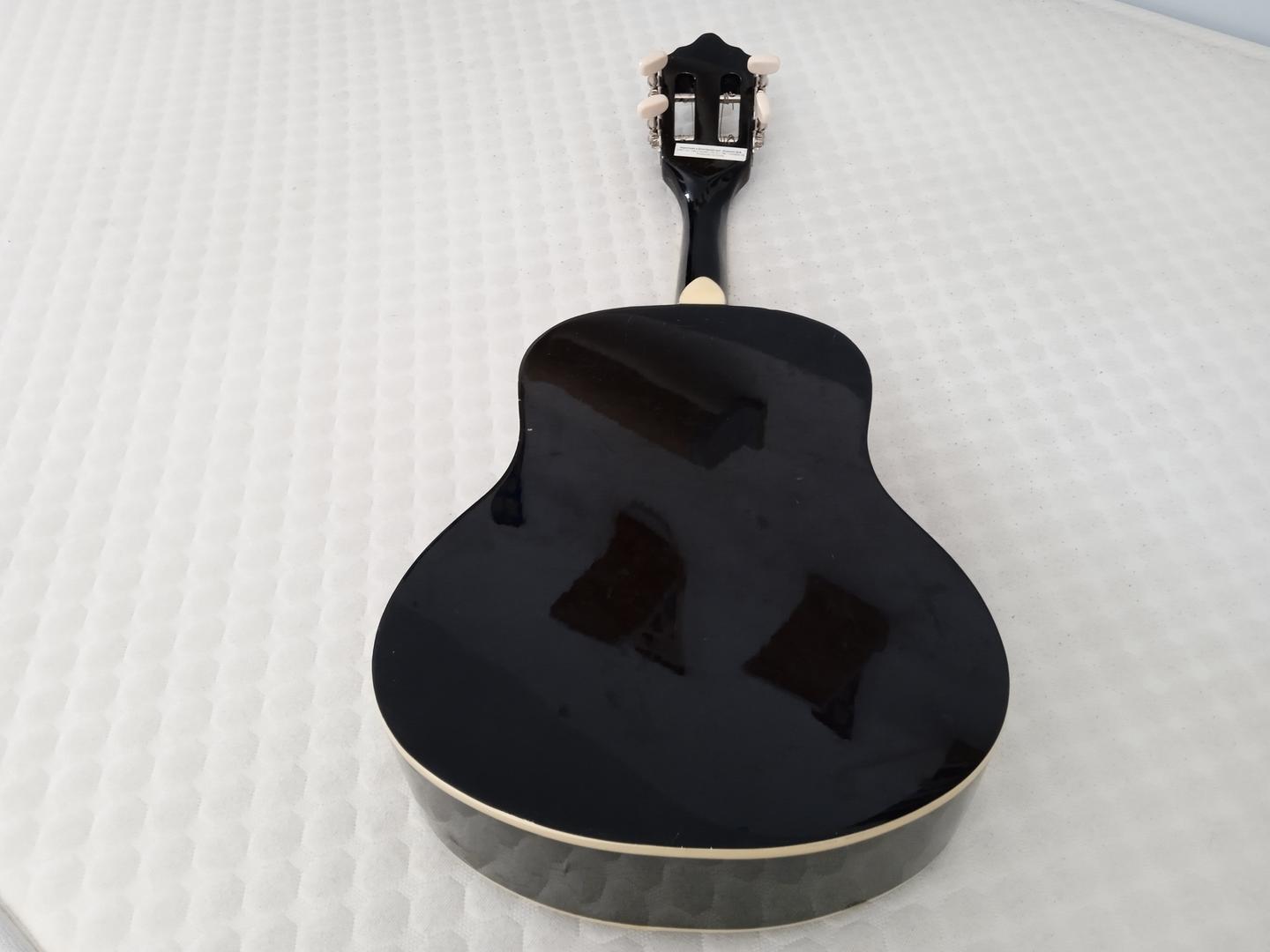 Cavaquinho Start Giannini em Madeira Preto 60 cm x 25 cm x 8 cm