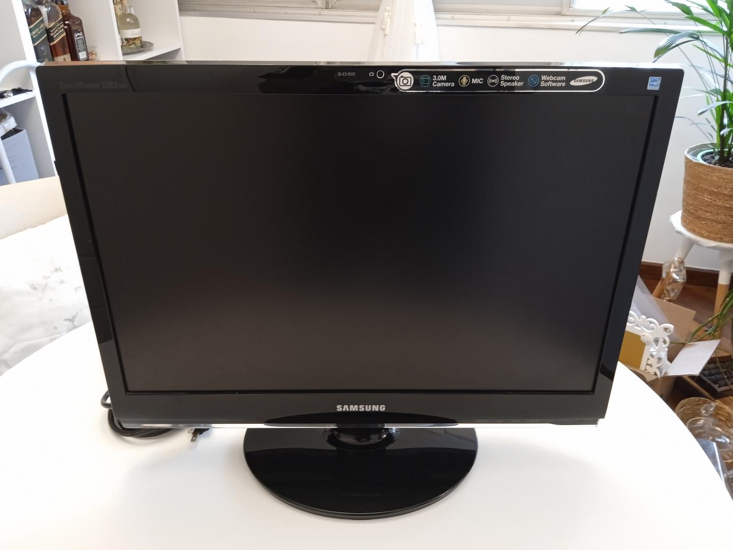 Monitor Samsung 2263UW com webcam