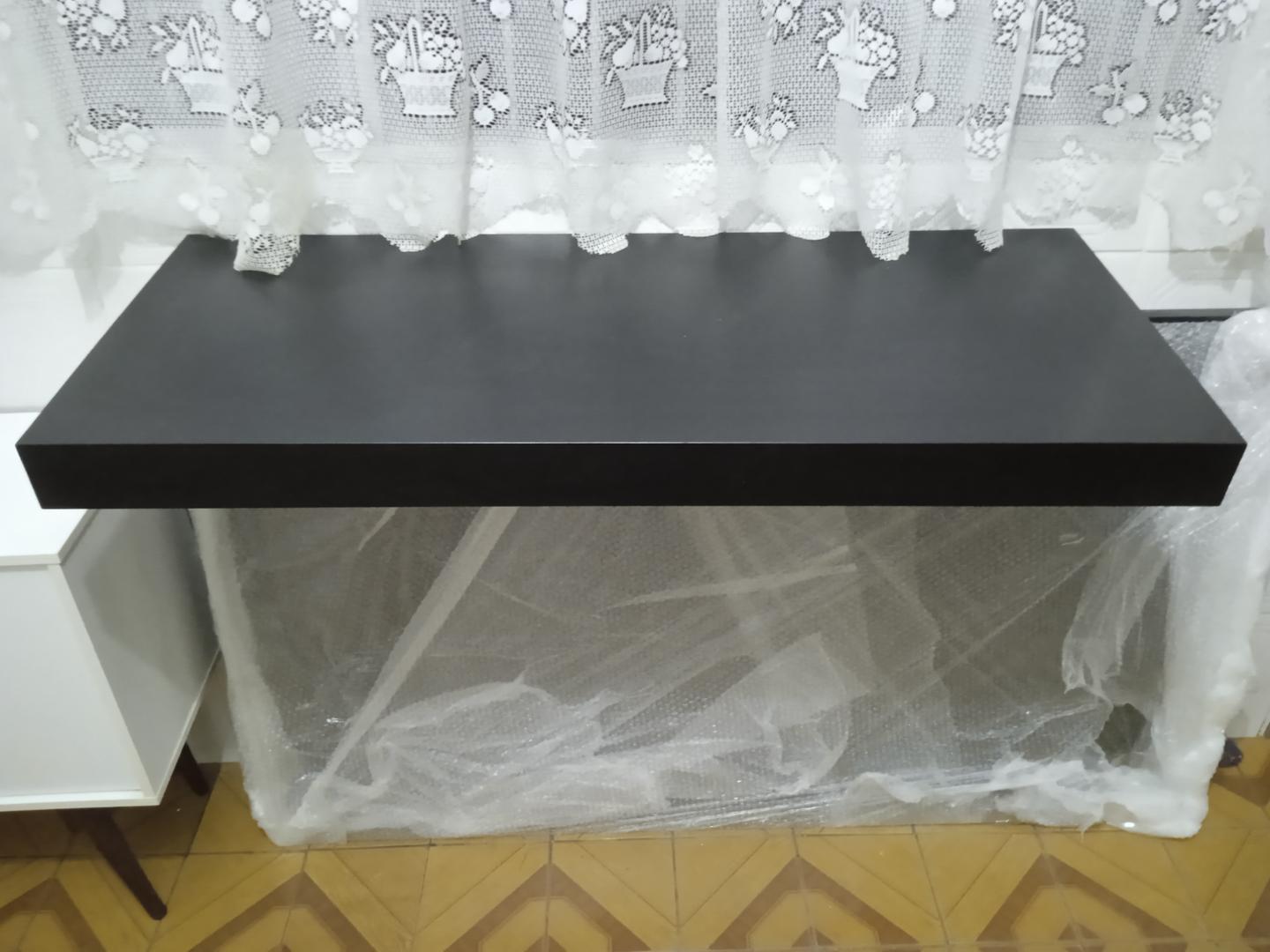 Prateleira em MDF / Aço Preto 8 cm x 120 cm x 50 cm