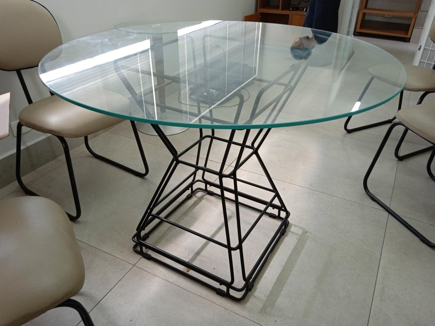 Mesa de Jantar Redonda 4 Lugares em Metal / Vidro Preta 78 cm x 110 cm x 110 cm