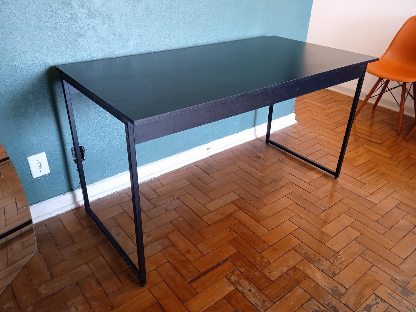 Mesa de jantar em MDF Preto 74 cm x 135 cm x 70 cm