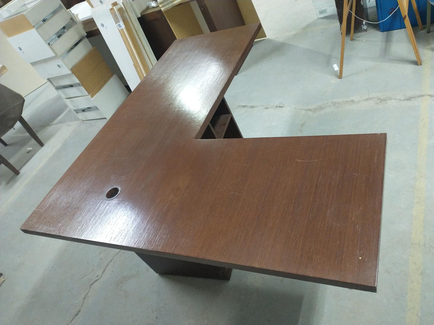 Tampo de mesa de escritório em L em Madeira Marrom 3 cm x 150 cm x 130 cm