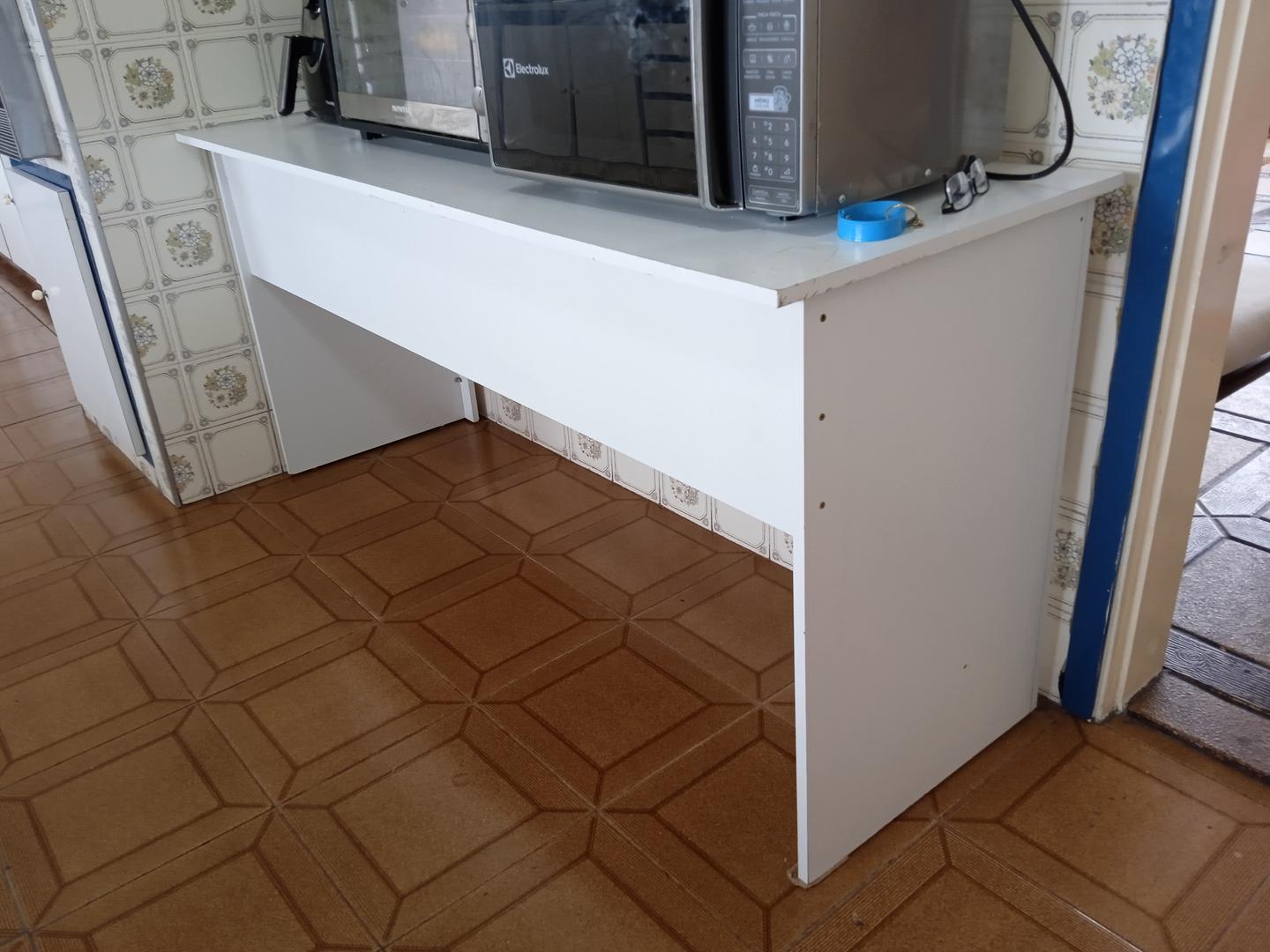 Mesa de Escritório retangular em MDF Branco 74 cm x 160 cm x 54 cm