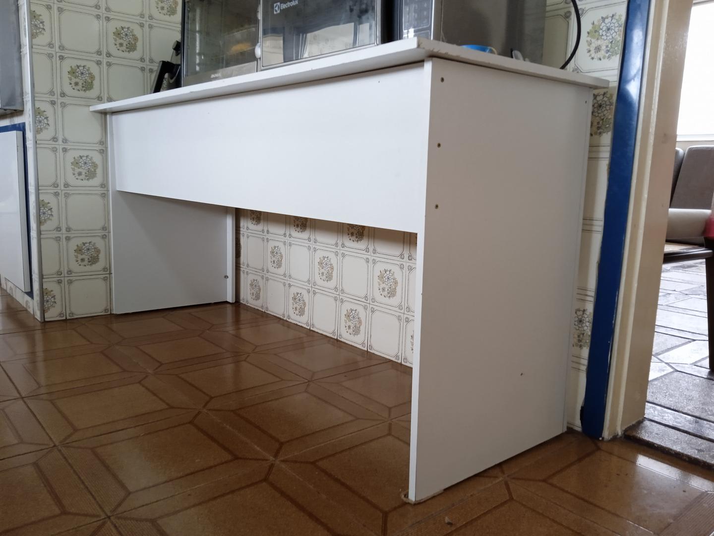 Mesa de Escritório retangular em MDF Branco 74 cm x 160 cm x 54 cm