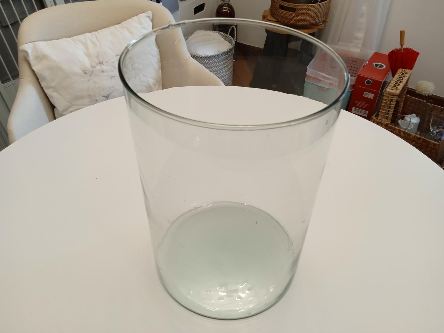 Vaso Cilíndrico  em Vidro Transparente 30 cm x 20 cm x 20 cm