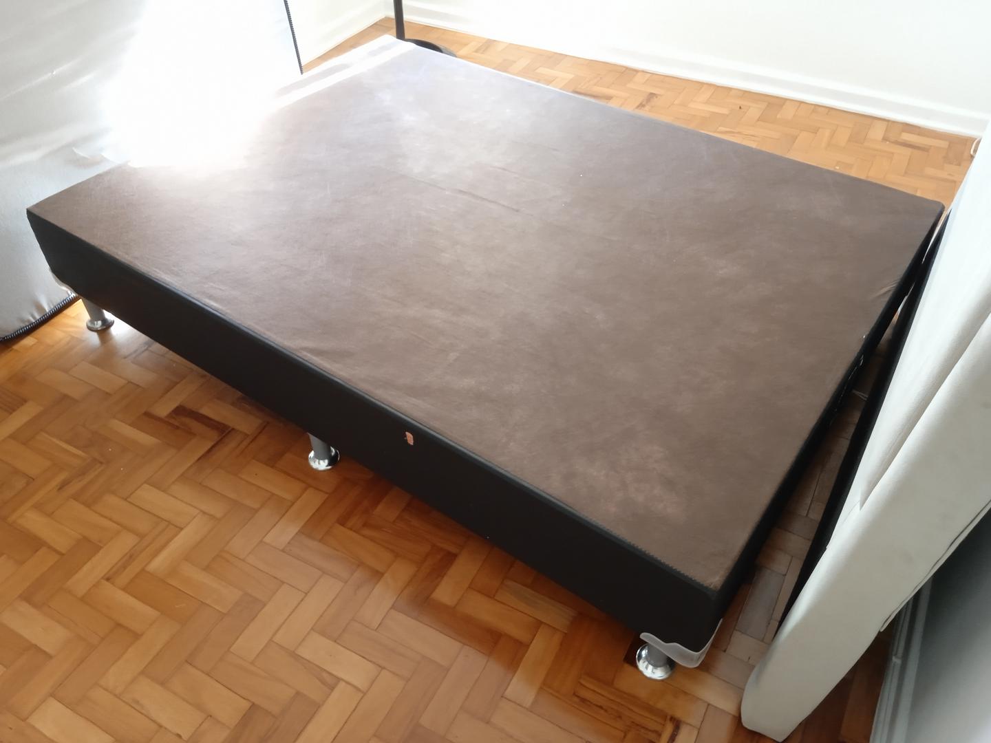 Cama Box Casal Ortobom em Madeira Marrom 35 cm x 138 cm x 188 cm