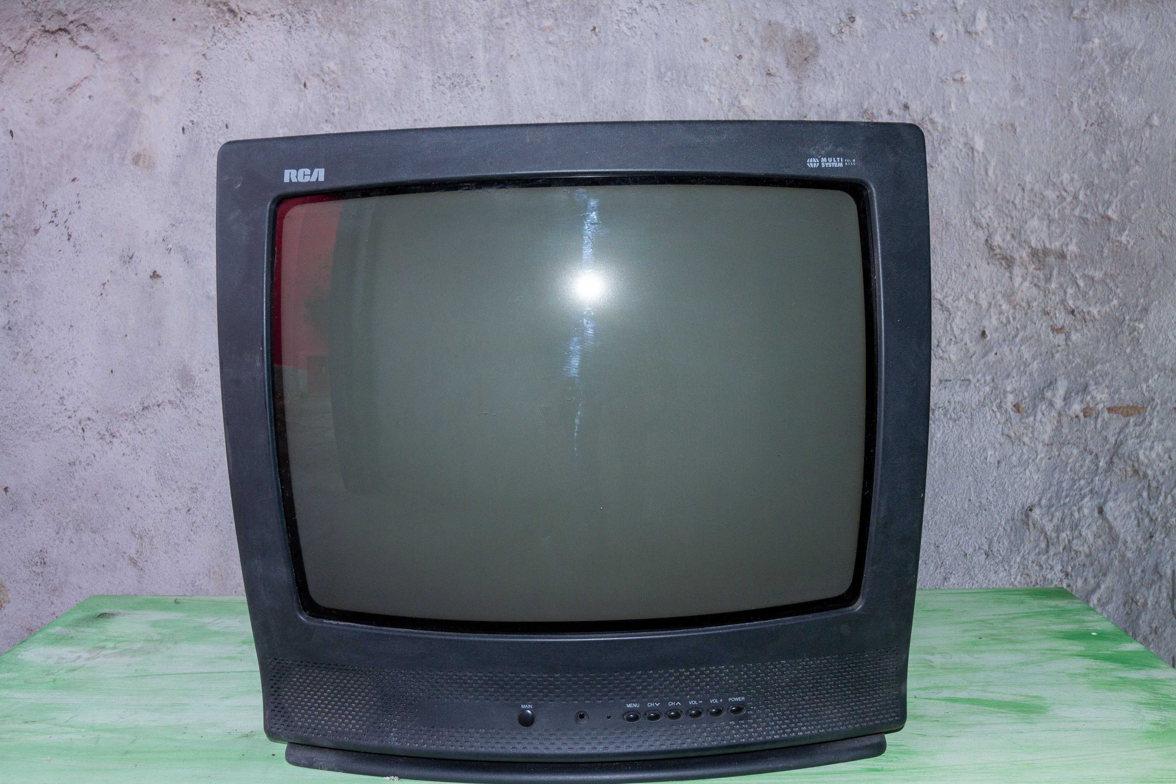 tv televisão de tubo 20 polegadas ler observaÇÕes rca 47 cm x 51 cm
