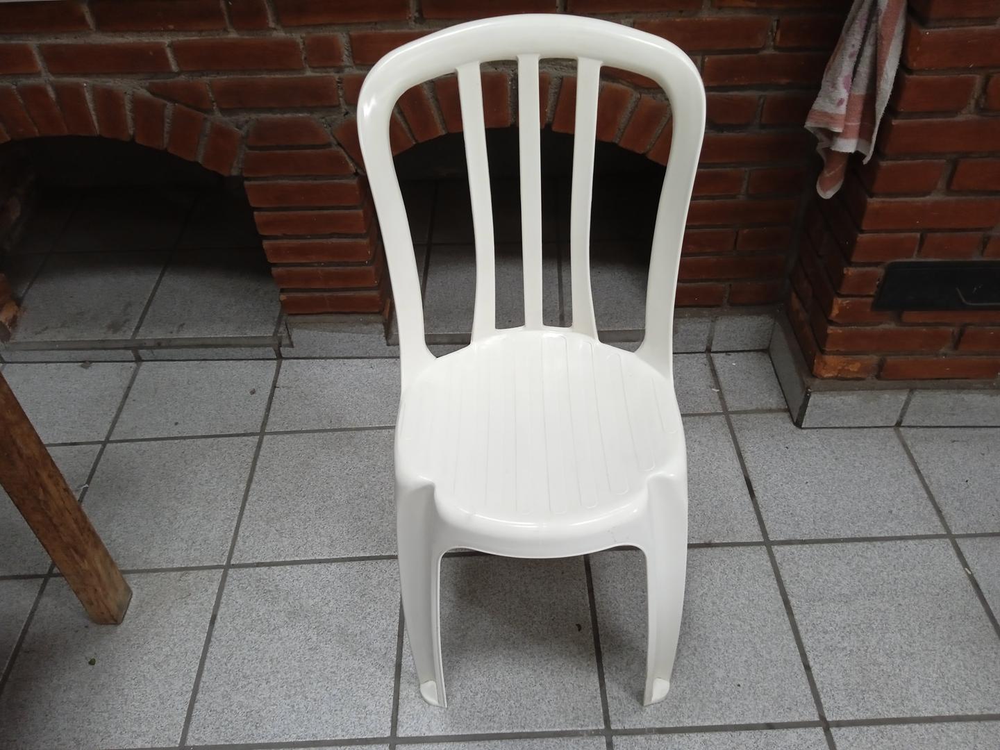 Cadeira fixa s/ braços em Plástico Branco 78 cm x 55 cm x 48 cm