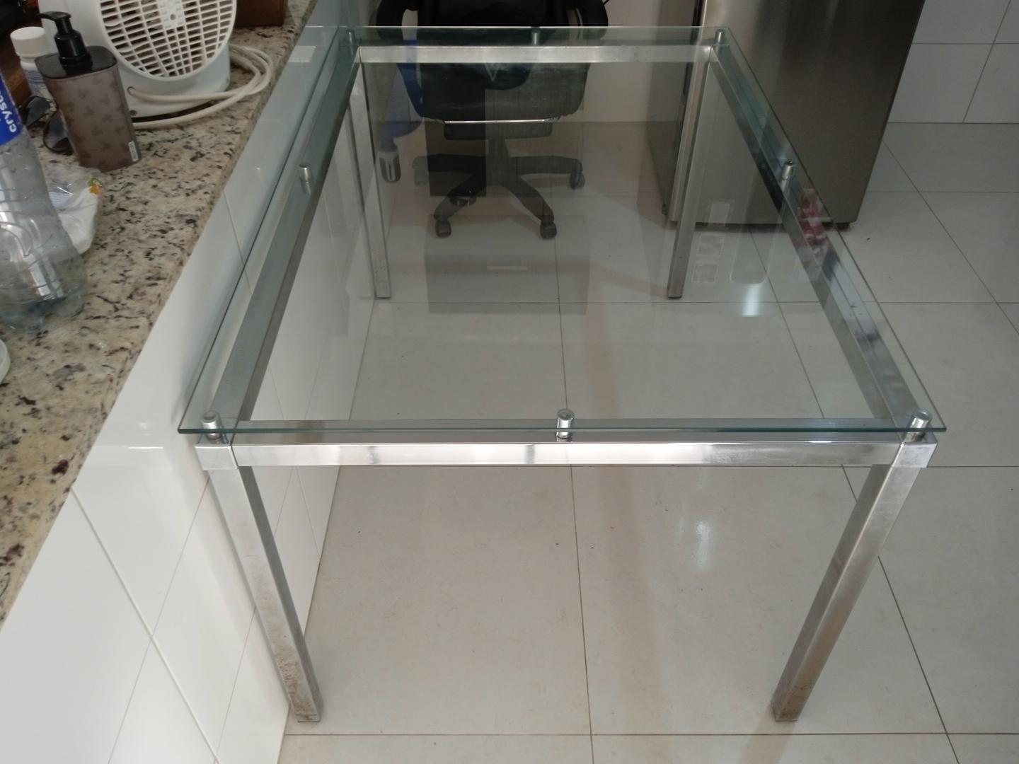 Mesa de jantar em Aço / Vidro Cinza 77 cm x 130 cm x 91 cm