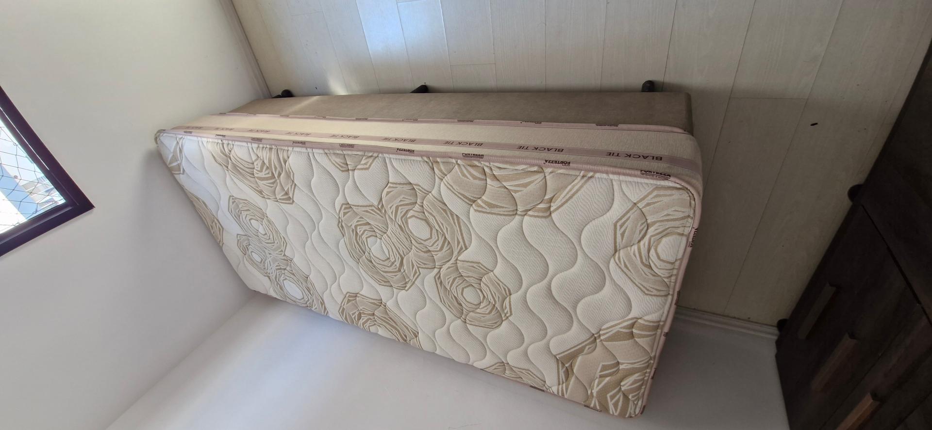 Cama Box Solteiro s /colchão em Tecido / Madeira Bege 66 cm x 100 cm x 205 cm