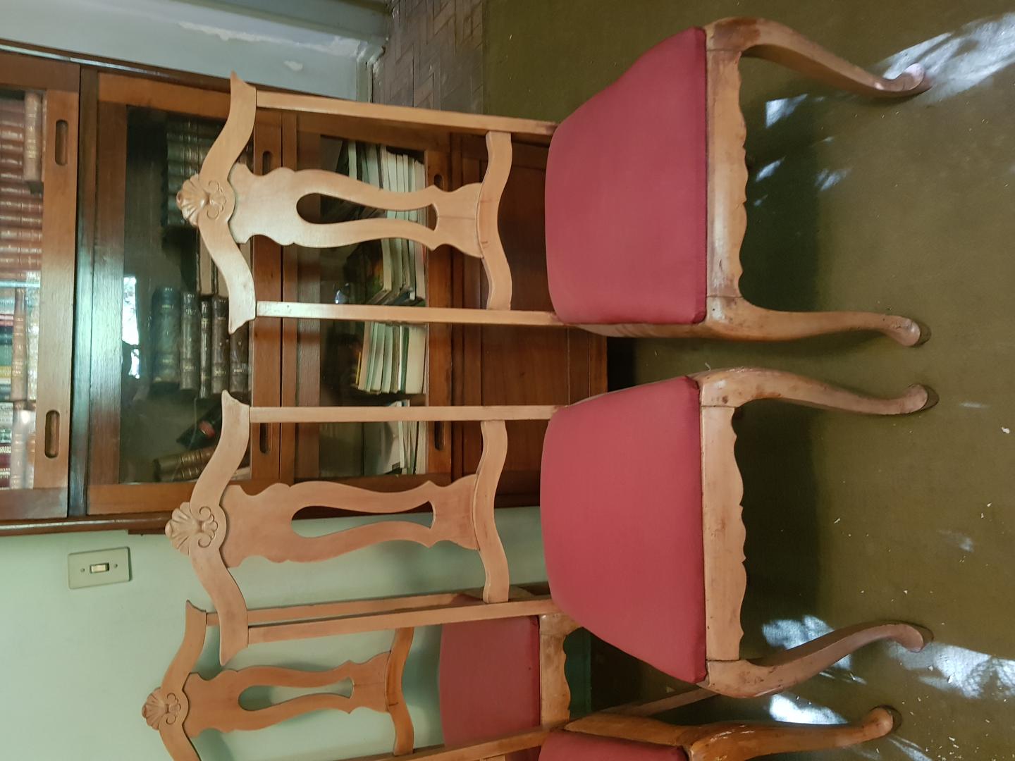 Cadeira de Jantar estofada s/ braços  em Madeira / Estofado Vermelho