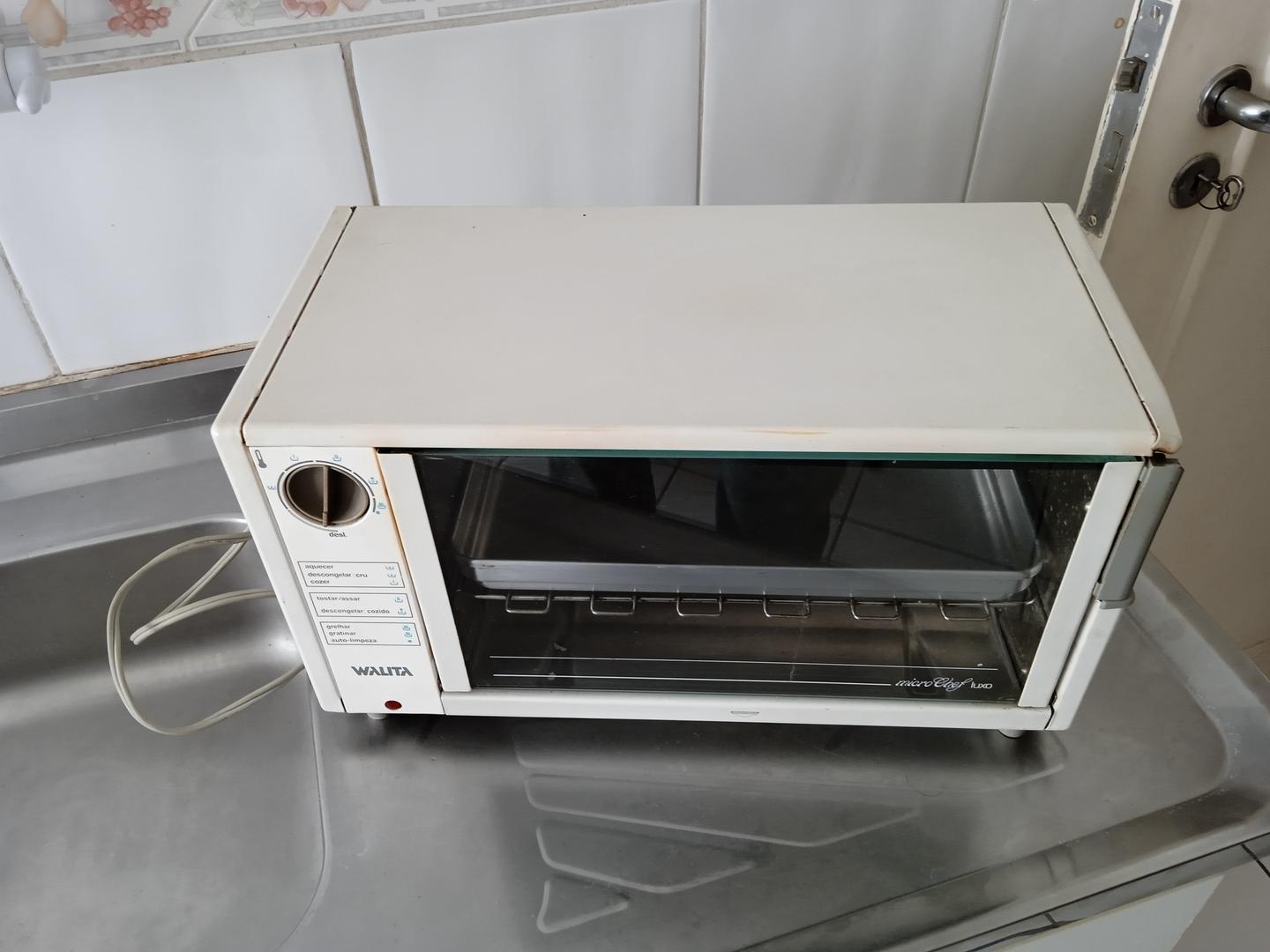 Forno Elétrico Walita HD4480 em Metal Branco 23 cm x 41 cm x 22 cm