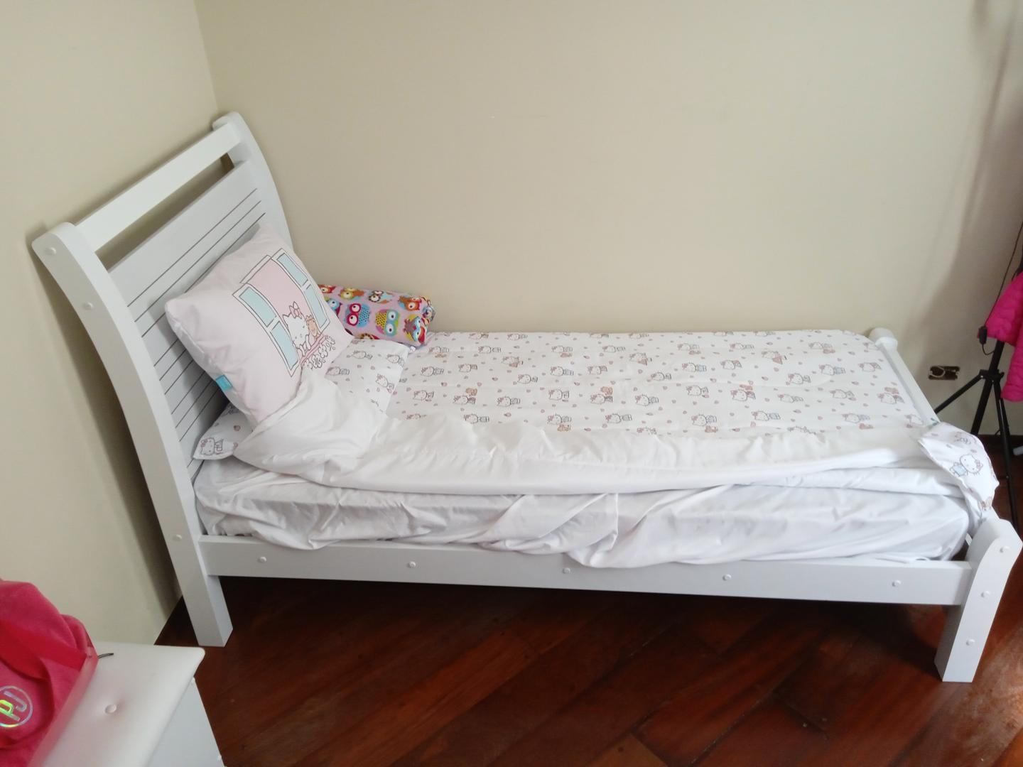 Cama de solteiro s/ colchão em Madeira Branco 120 cm x 100 cm x 200 cm