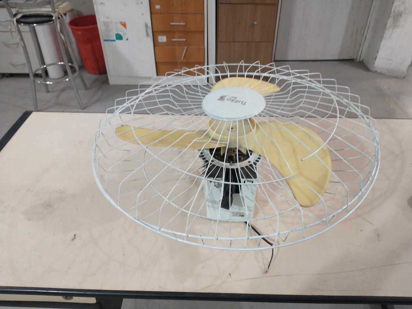 Ventilador de parede Tufão em Aço / Plástico Bege 60 cm x 27 cm x 60 cm