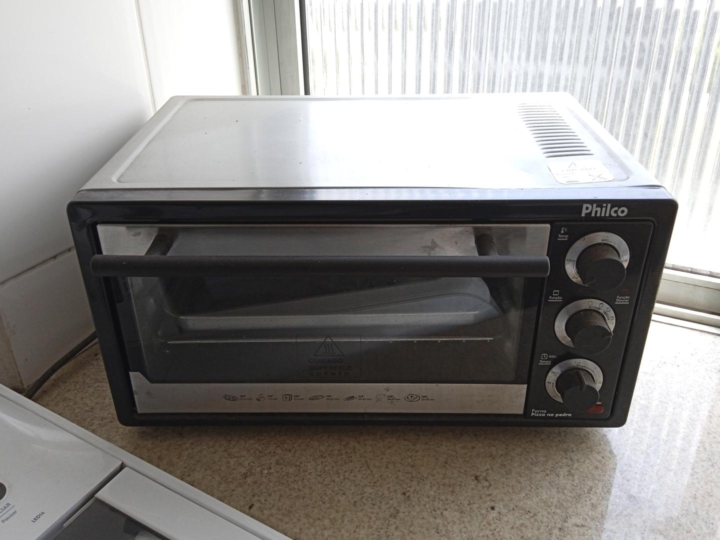 Forno elétrico Philco em Aço Cinza 25 cm x 47 cm x 35 cm