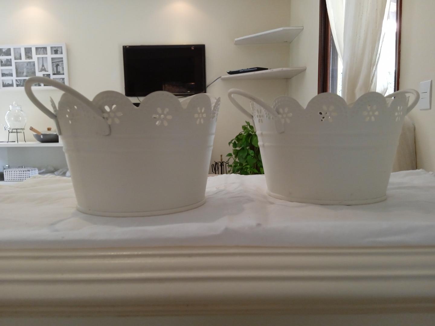 Cachepot Decorativa em Aço Branco 9 cm x 17 cm x 13 cm