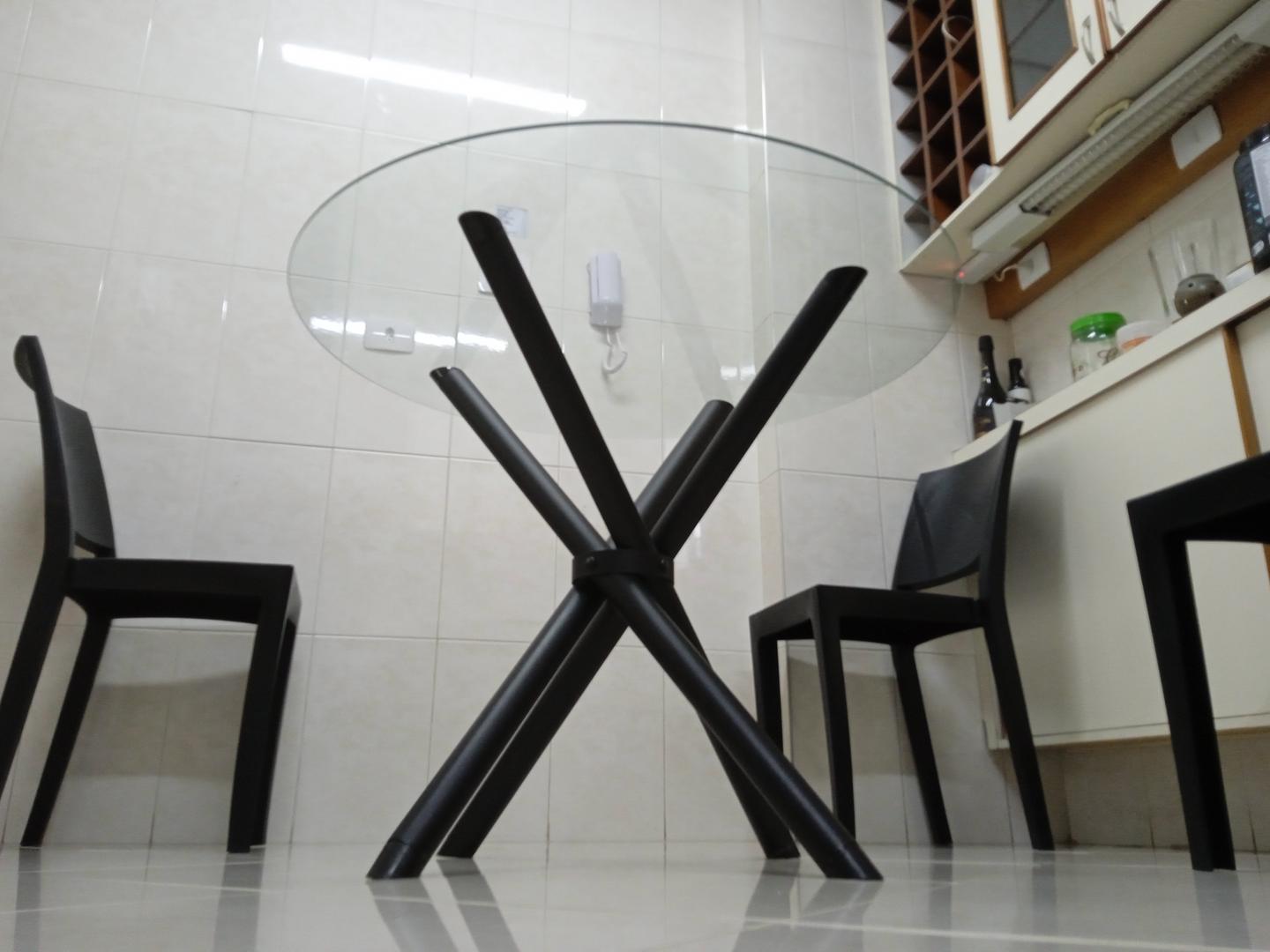 Mesa de jantar redonda em Aço / Vidro Preto 74 cm x 95 cm x 95 cm