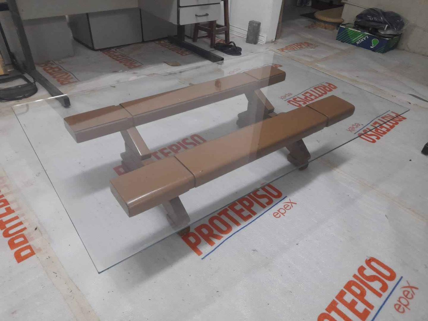 Mesa de centro  em MDF / Vidro Marrom 30 cm x 140 cm x 80 cm