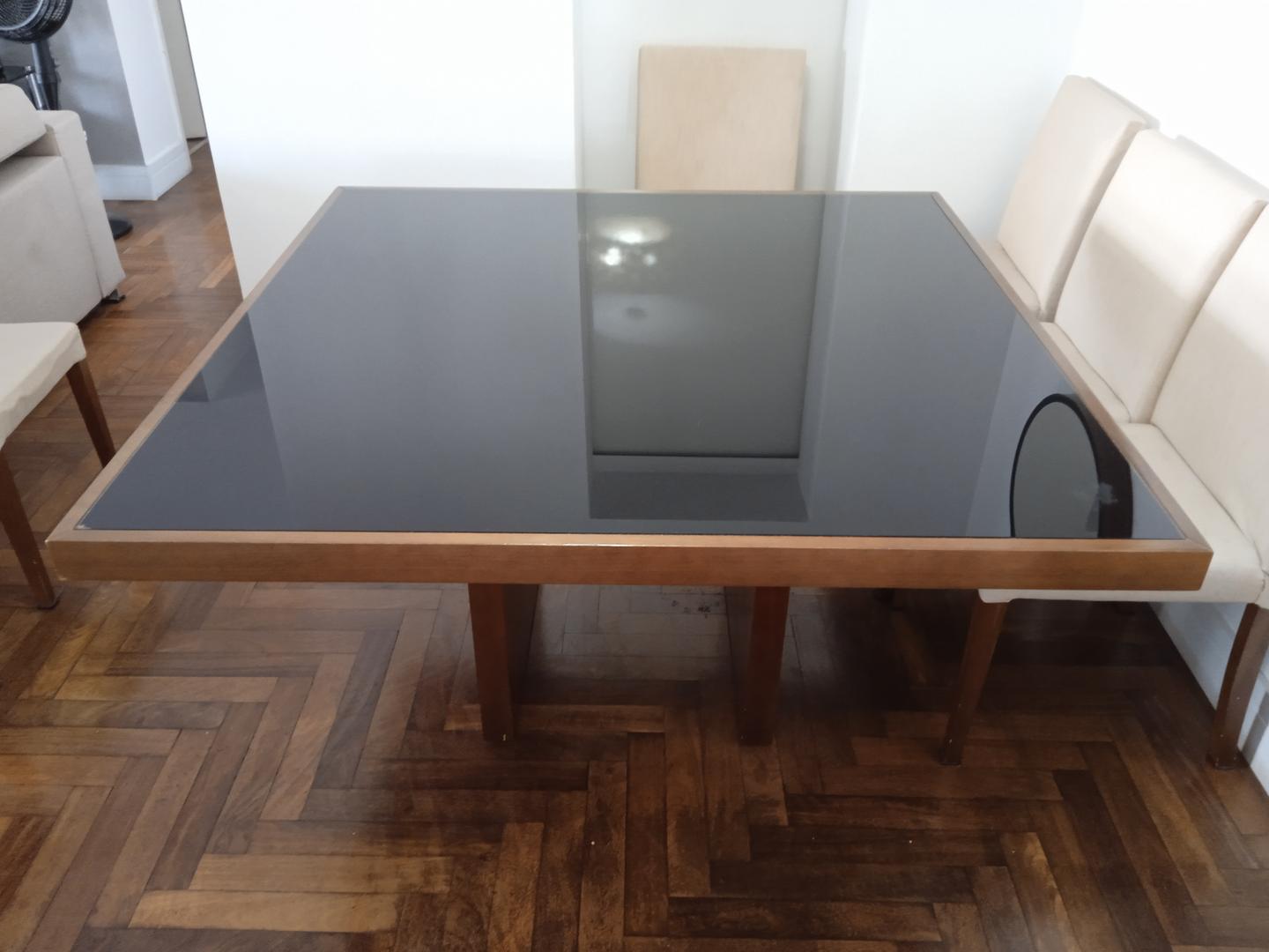 Mesa de Jantar Quadrada em Madeira / Vidro Marrom 76 cm x 135 cm x 135 cm