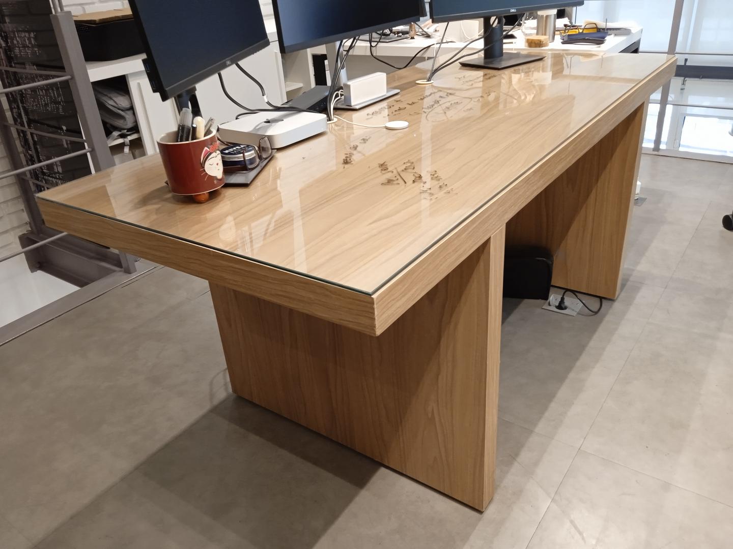 Mesa de Escritório c/ 1 gaveta em MDF Marrom 77 cm x 180 cm x 80 cm