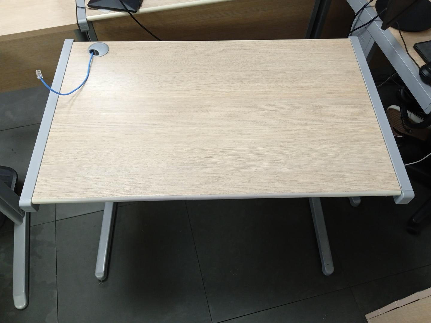 Mesa de Escritório Marzo vitorino em Aço / MDF Marrom 74 cm x 100 cm x 60 cm