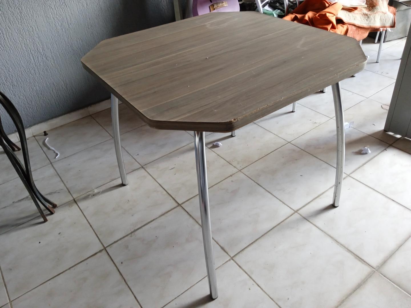 Mesa de jantar em MDF / Aço Marrom 77 cm x 87 cm x 87 cm