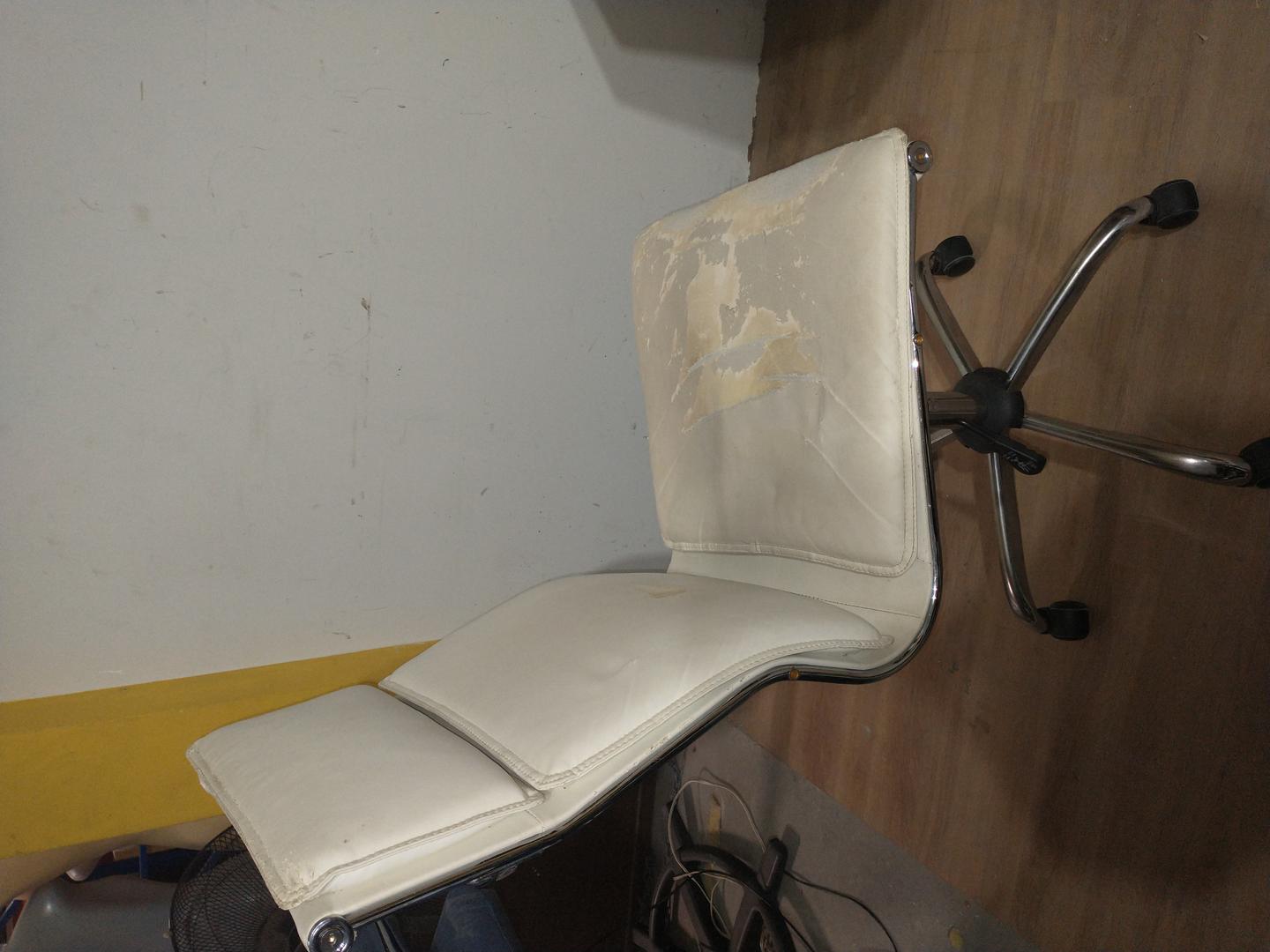 Cadeira de escritório  em Estofado / Tecido Branco 113 cm x 50 cm x 54 cm