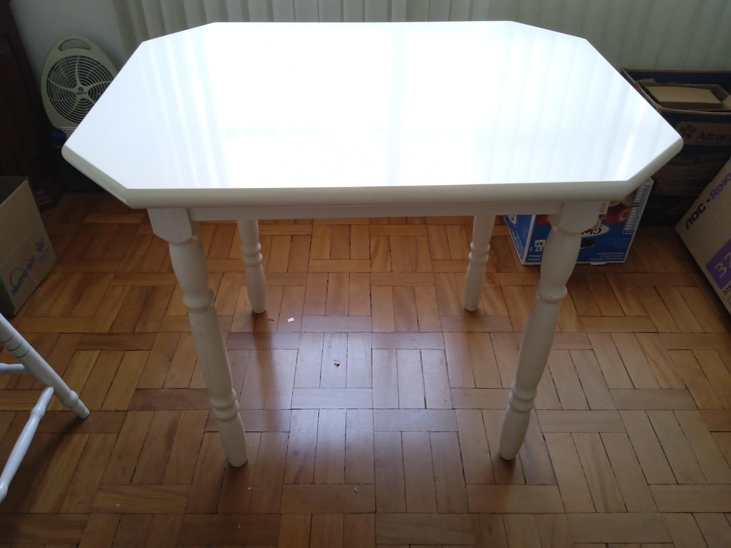 Mesa de Jantar em MDF Branco 76 cm x 90 cm x 70 cm