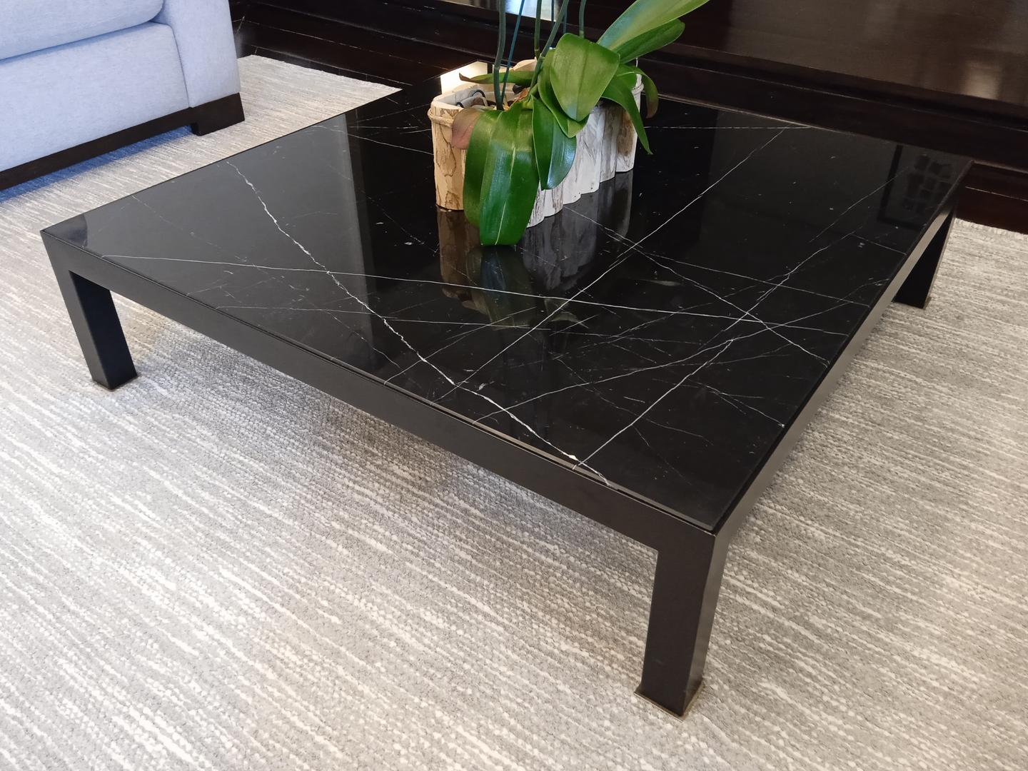 Mesa de centro em Mármore / Aço Preto 27 cm x 105 cm x 105 cm